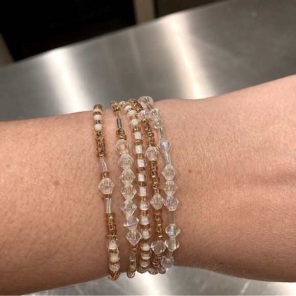 HANDCRAFTED Custom Stacked Set of 5 Stretch Bracelets Clear Crystal Yellow Gold - Picture 2 of 9